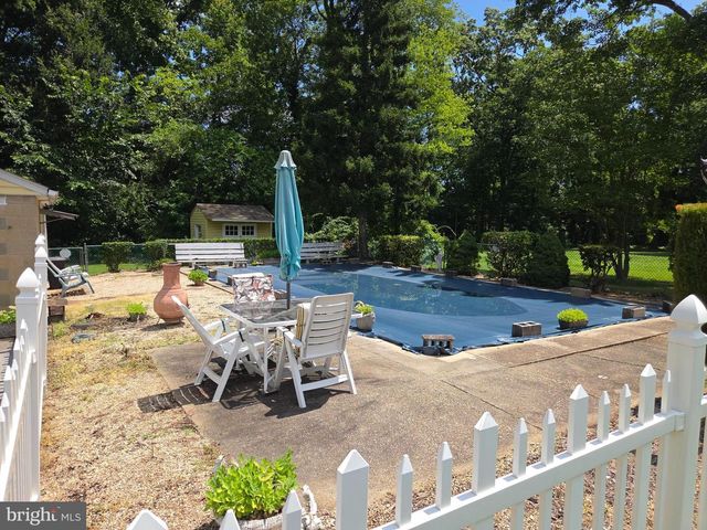 305 BOWLEYS QUARTERS RD, Middle River, MD 21220