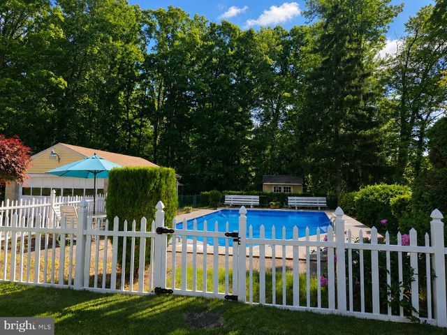 305 BOWLEYS QUARTERS RD, Middle River, MD 21220