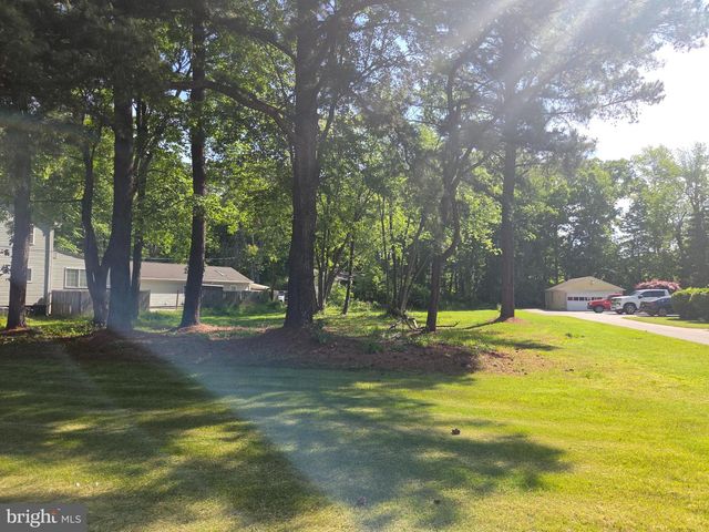 305 BOWLEYS QUARTERS RD, Middle River, MD 21220