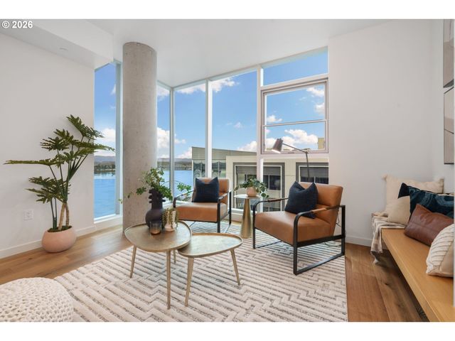 590 WATERFRONT Way 901, Vancouver, WA 98660