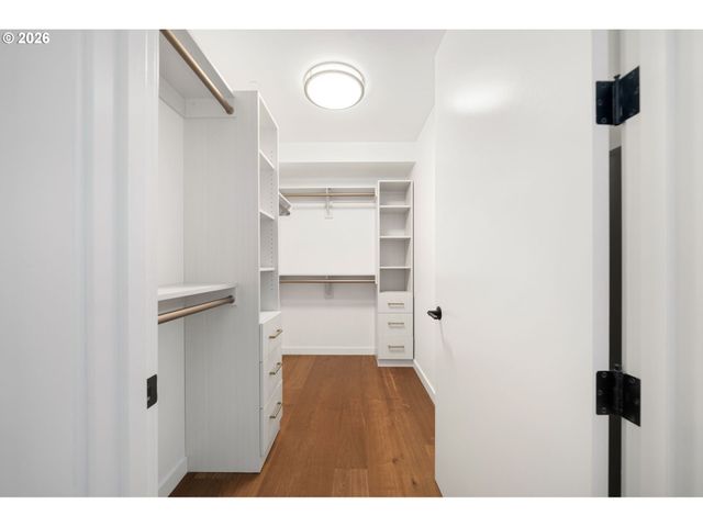 590 WATERFRONT Way 901, Vancouver, WA 98660