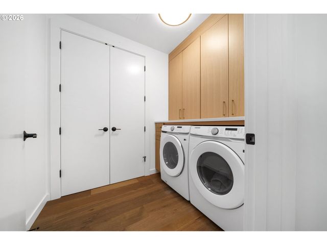 590 WATERFRONT Way 901, Vancouver, WA 98660