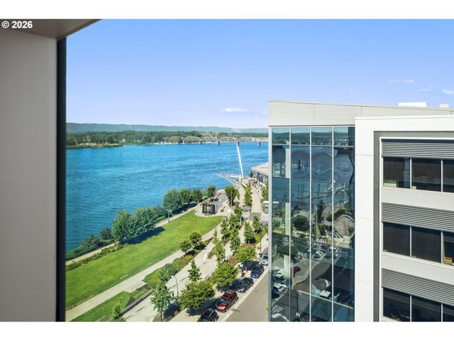590 WATERFRONT Way 901, Vancouver, WA 98660
