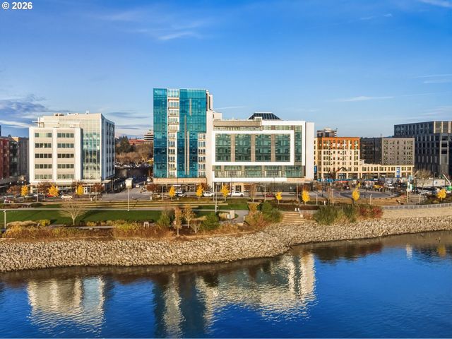 590 WATERFRONT Way 901, Vancouver, WA 98660