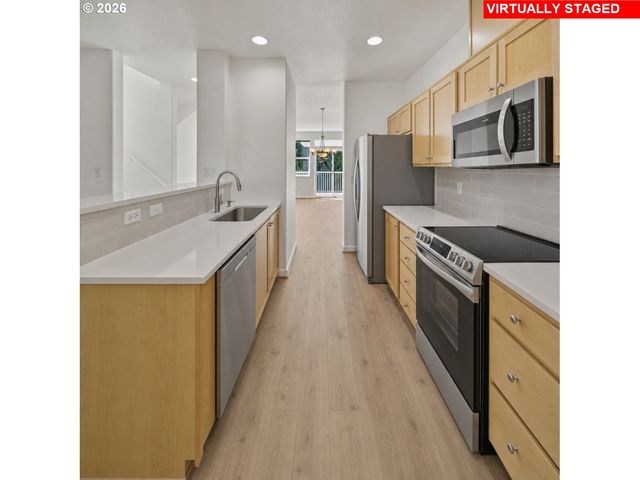 14771 Sw BEARD Rd 104, Beaverton, OR 97007