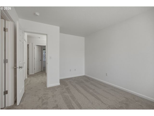 14771 Sw BEARD Rd 104, Beaverton, OR 97007