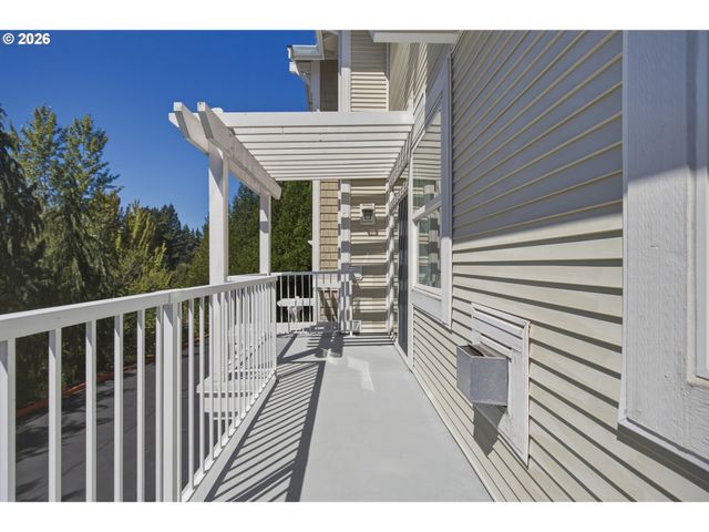 14771 Sw BEARD Rd 104, Beaverton, OR 97007