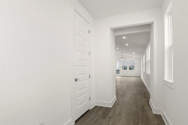 1012 Yaupon Holly DR, Georgetown, TX 78628