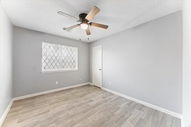 7235 Gallant Glen Lane, Houston, TX 77095