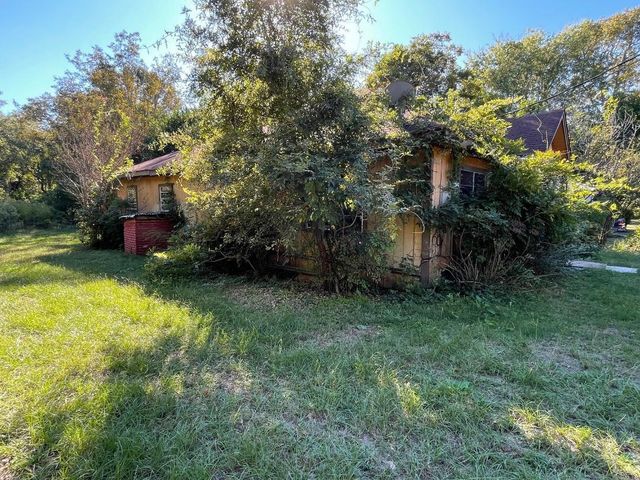 2510 Teddy, Marshall, TX 75675