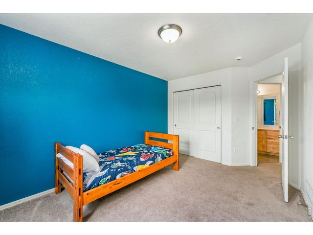 427 Pioneer Ln, Johnstown, CO 80534