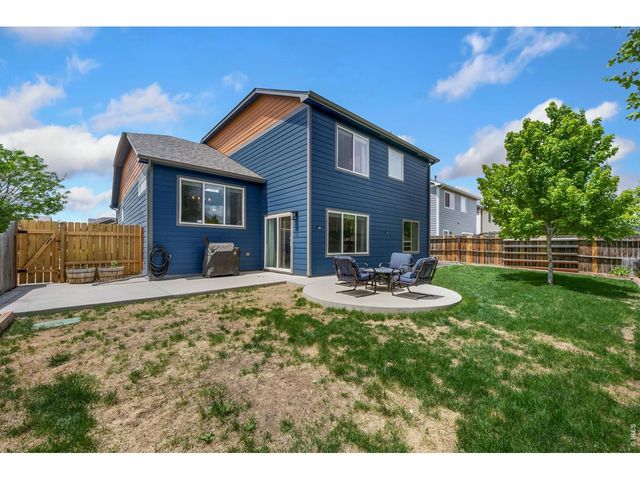 427 Pioneer Ln, Johnstown, CO 80534