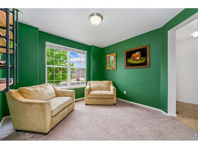 427 Pioneer Ln, Johnstown, CO 80534