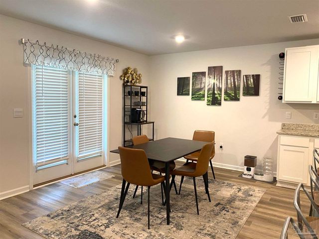 9845 Beulah Rd, Pensacola, FL 32526