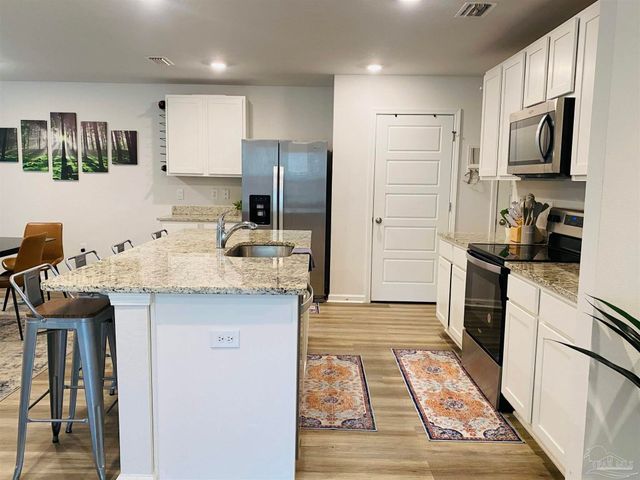 9845 Beulah Rd, Pensacola, FL 32526