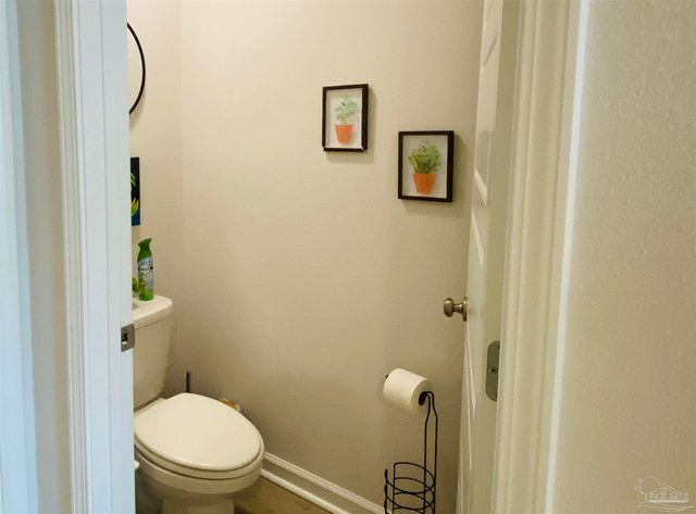 9845 Beulah Rd, Pensacola, FL 32526