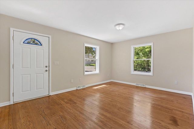 340 Old Green Bay ROAD, Kenosha, WI 53144