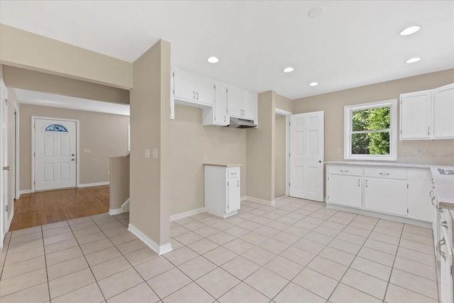 340 Old Green Bay ROAD, Kenosha, WI 53144