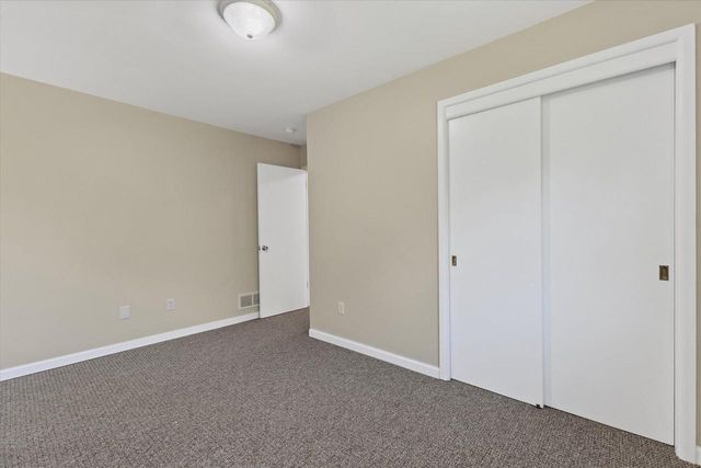340 Old Green Bay ROAD, Kenosha, WI 53144