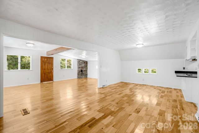 45 Echo Hills Drive, Fairview, NC 28730