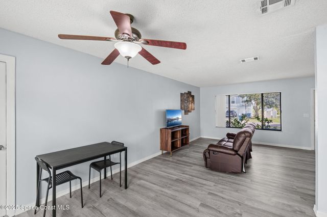 268 Melba Avenue NW, Palm Bay, FL 32907