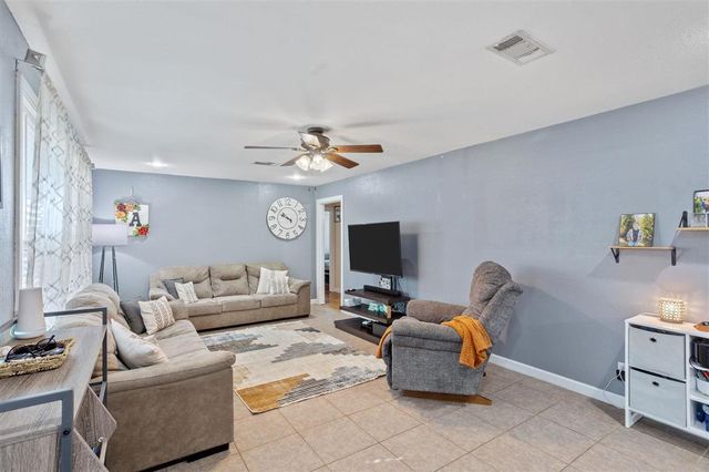 132 Lee Street, Lake Charles, LA 70605