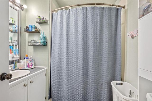 132 Lee Street, Lake Charles, LA 70605