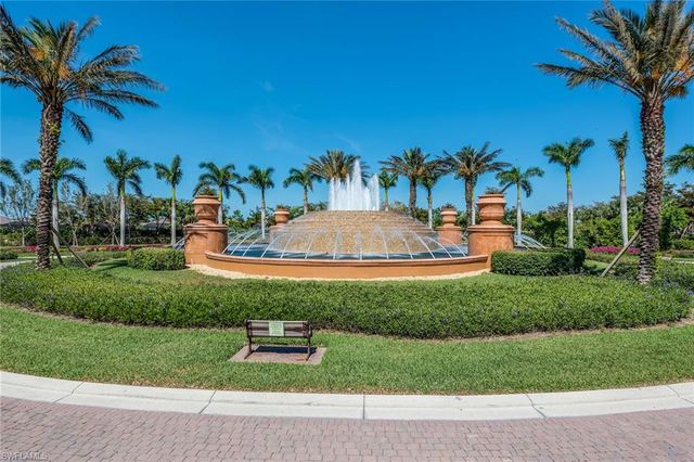 4705 Hawks Nest WAY # 103, Naples, FL 34114