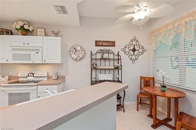 4705 Hawks Nest WAY # 103, Naples, FL 34114