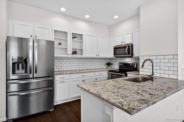 14801 E Poundstone Drive, Aurora, CO 80015