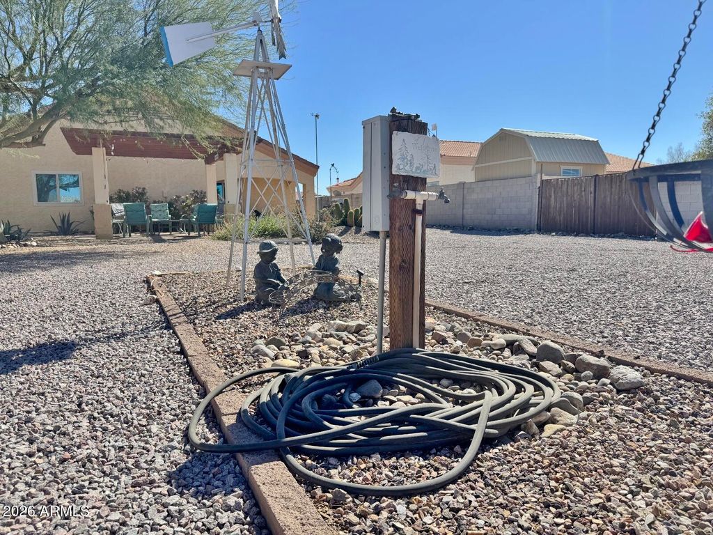 Image 50 of property listing at 15774 S SAXON Road, Arizona City, AZ 85123