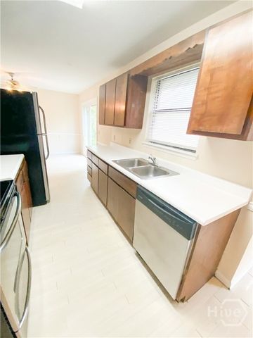 1110 Wilma Street, Savannah, GA 31410