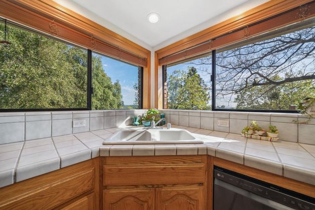 13090 Trent Way, Jackson, CA 95642