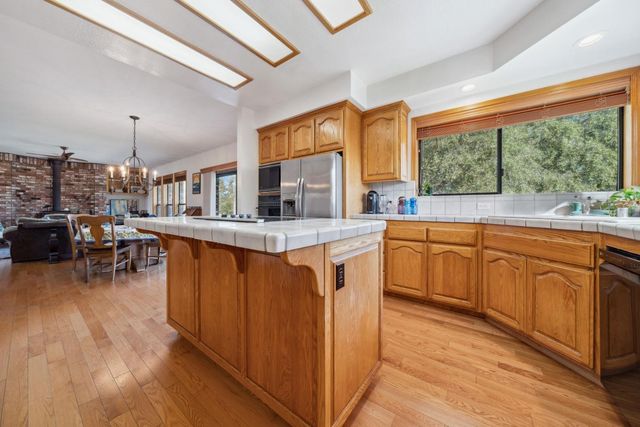 13090 Trent Way, Jackson, CA 95642