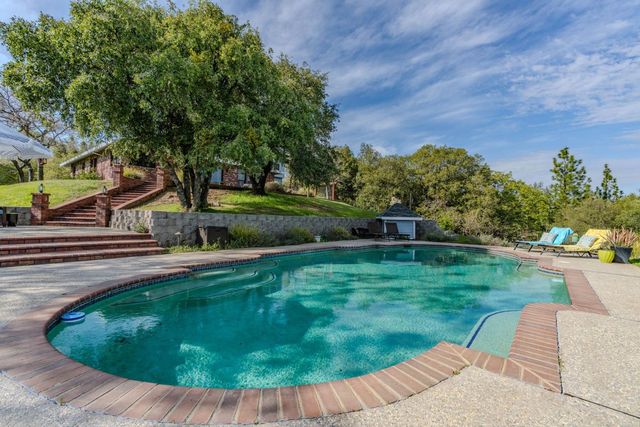 13090 Trent Way, Jackson, CA 95642