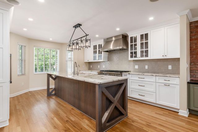3719 Olentangy Boulevard, Columbus, OH 43214