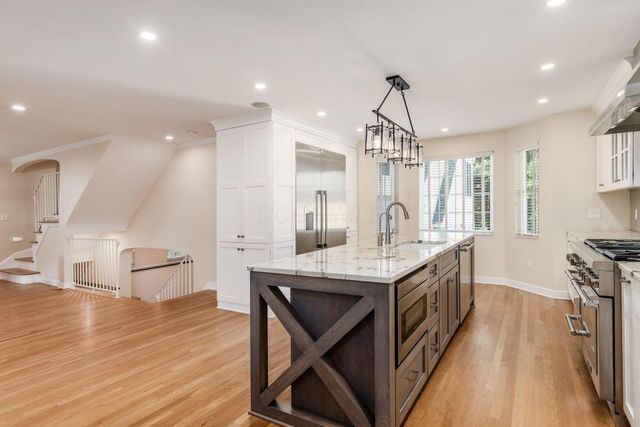 3719 Olentangy Boulevard, Columbus, OH 43214