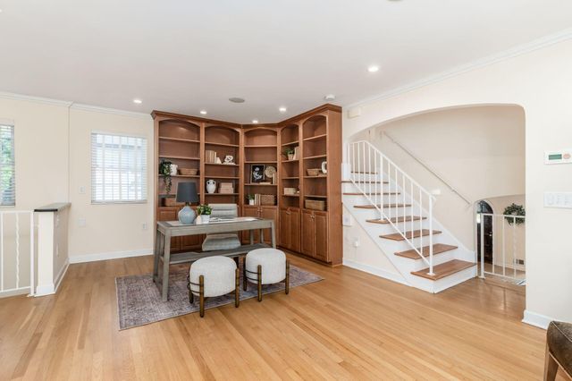 3719 Olentangy Boulevard, Columbus, OH 43214