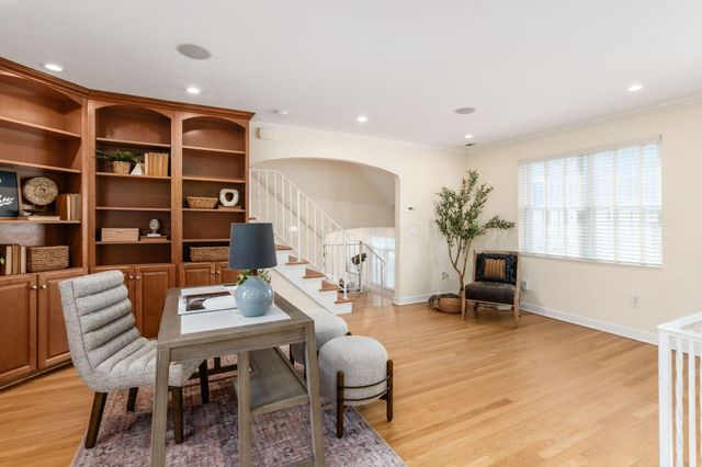 3719 Olentangy Boulevard, Columbus, OH 43214