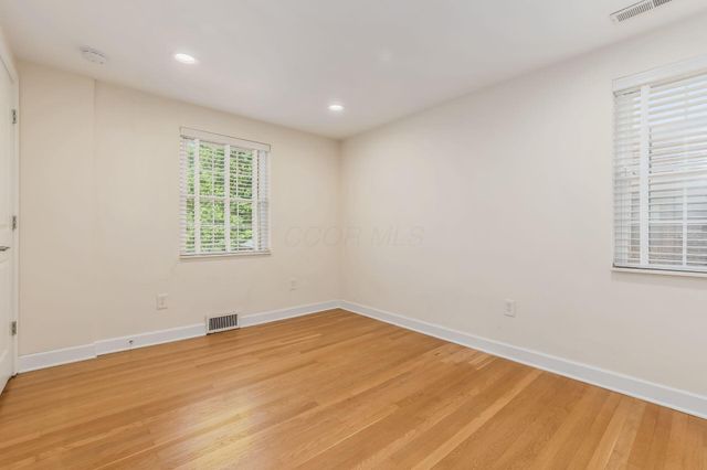 3719 Olentangy Boulevard, Columbus, OH 43214