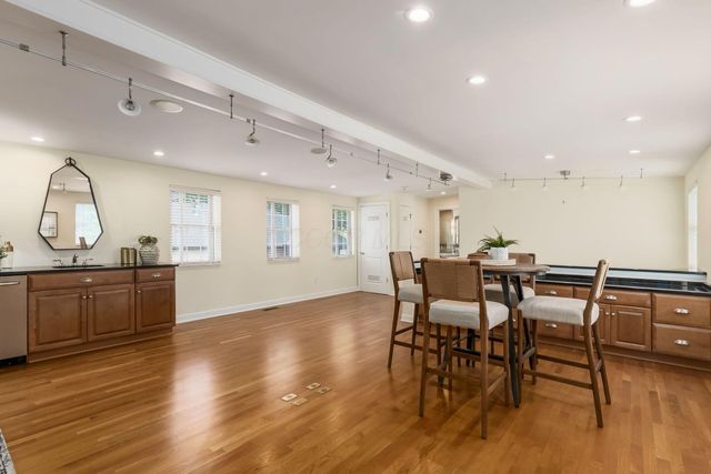 3719 Olentangy Boulevard, Columbus, OH 43214