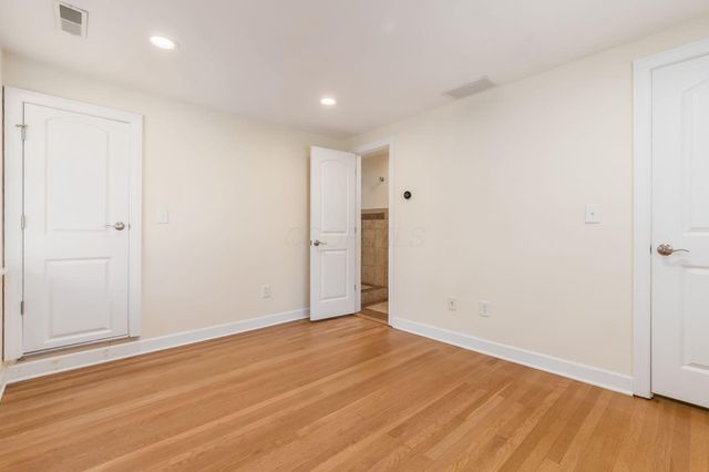3719 Olentangy Boulevard, Columbus, OH 43214
