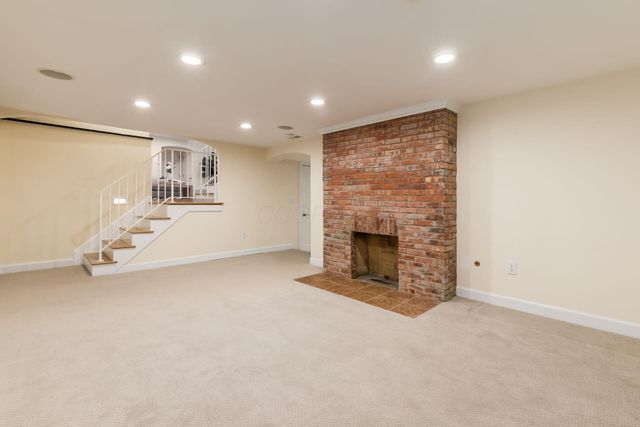 3719 Olentangy Boulevard, Columbus, OH 43214
