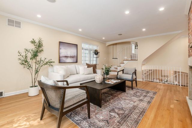 3719 Olentangy Boulevard, Columbus, OH 43214
