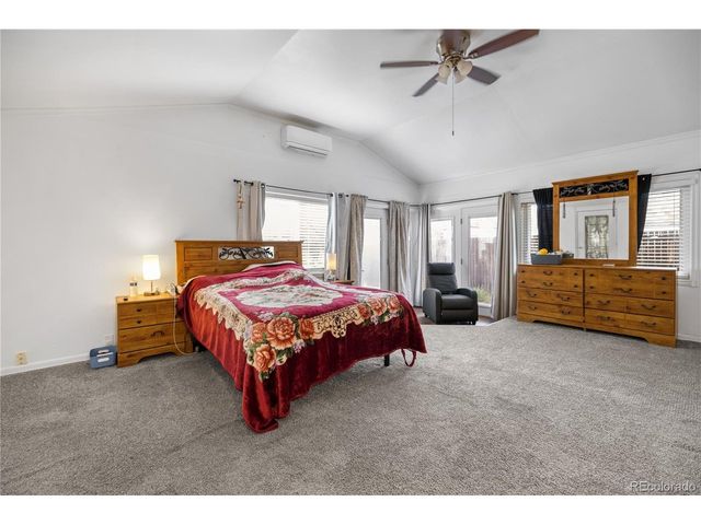 1093 S Holland St, Lakewood, CO 80226