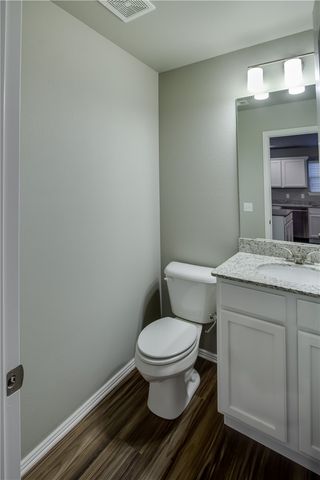 2818 W Auburn Drive, Fayetteville, AR 72704