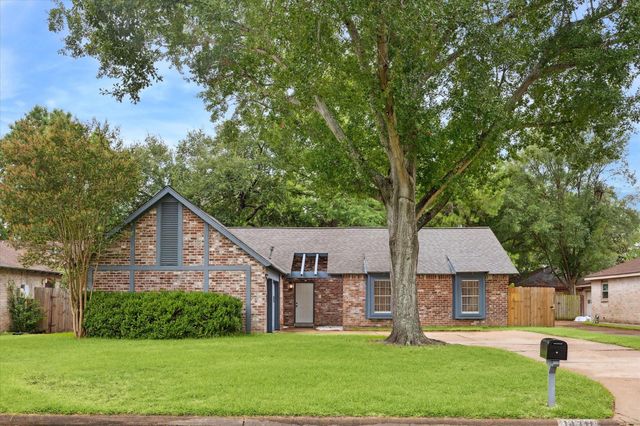 14311 Overbrook Lane, Houston, TX 77077