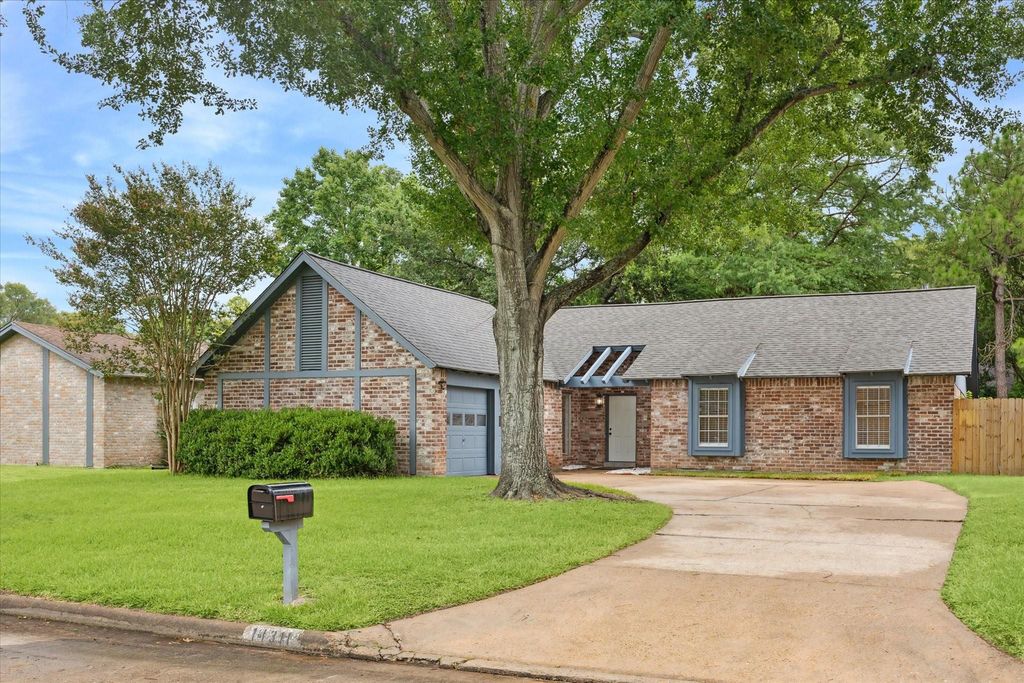 14311 Overbrook Lane, Houston, TX 77077