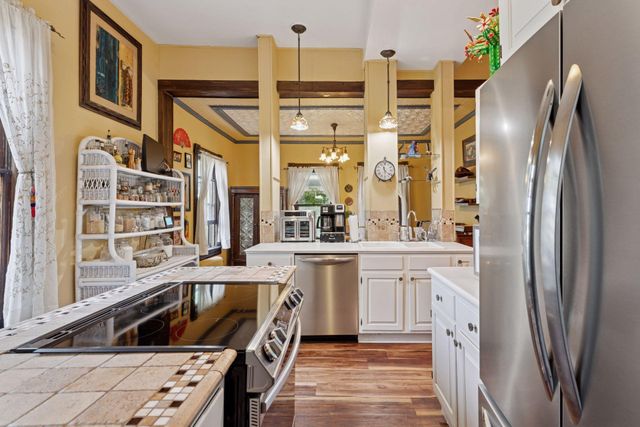 957 Ashland Avenue, Saint Paul, MN 55104