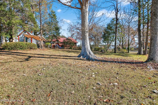 229 Treehaven Lane, Jacksonville, NC 28540